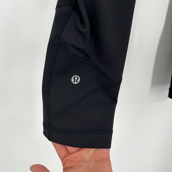 LULULEMON Black Mid Rise Cropped Athletic Pull On Workout Leggings Pants Size 2 - Picture 6 of 7